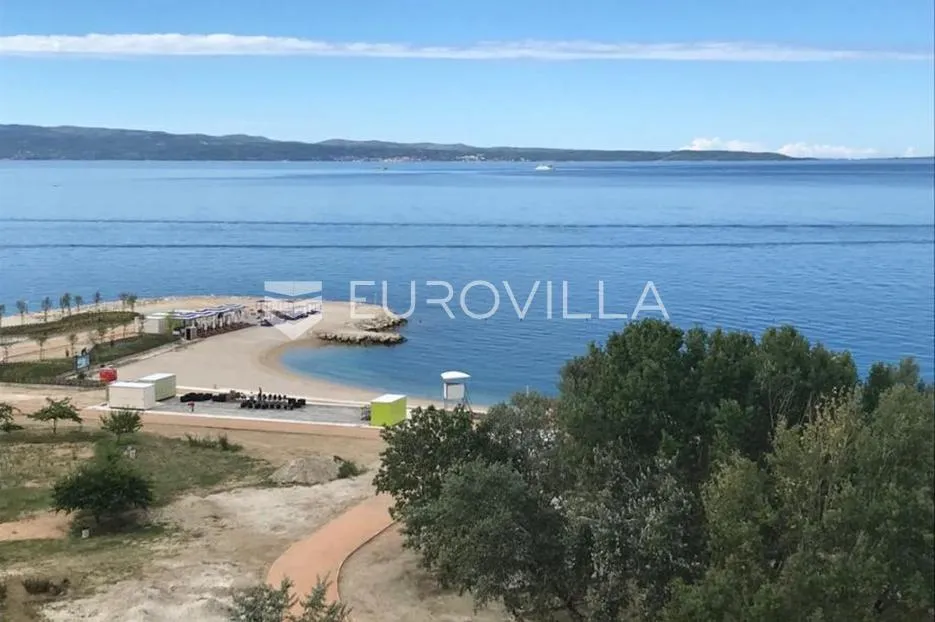 split, trstenik, prostran stan prvi red do mora - slika 5