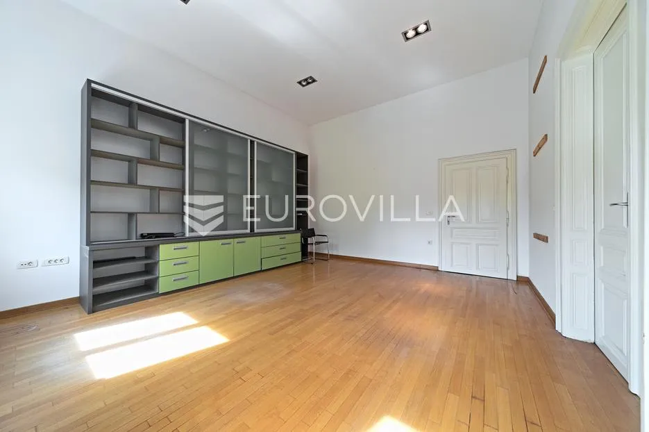 osijek, centar grada, iznajmljuje se poslovni prostor u secescijskoj zgradi, 107 m² - slika 4