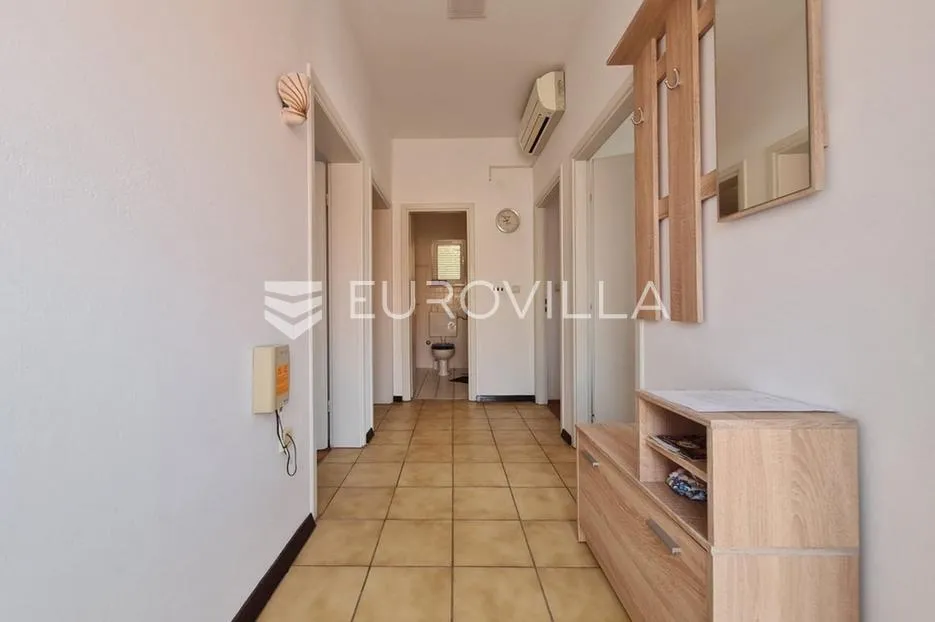 vir, samostojeća kuća, 130 m od plaže s dva odvojena apartmana - slika 26