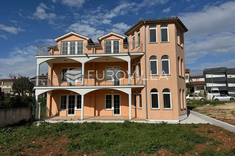 fažana, valbandon, raskošna vila s tri stambene jedinice, 360 m² - slika 34