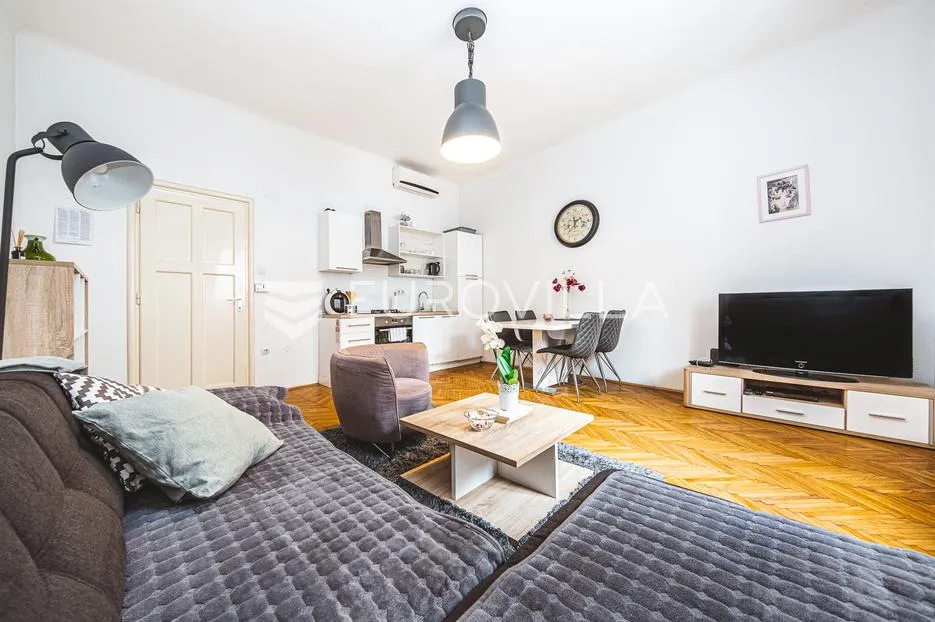 zagreb, petrova, prekrasan dvosoban stan 50 m² - slika 4