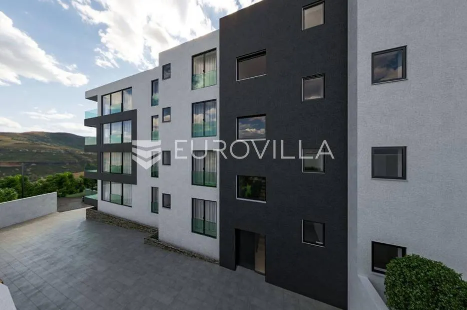 opatija, trosobni stan u prizemlju, nkp 83 m2, garaža - slika 2