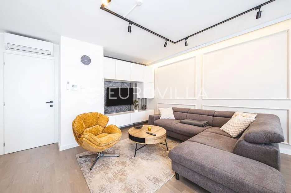 velika mlaka, prvi najam, moderan trosoban stan 75 m² - slika 3