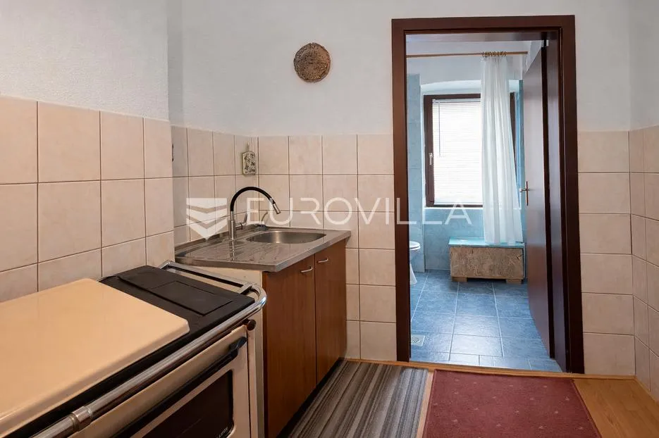 vrbovsko, moravice, šarmantna oaza mira od 50,46 m² u povijesnoj zgradi - slika 8