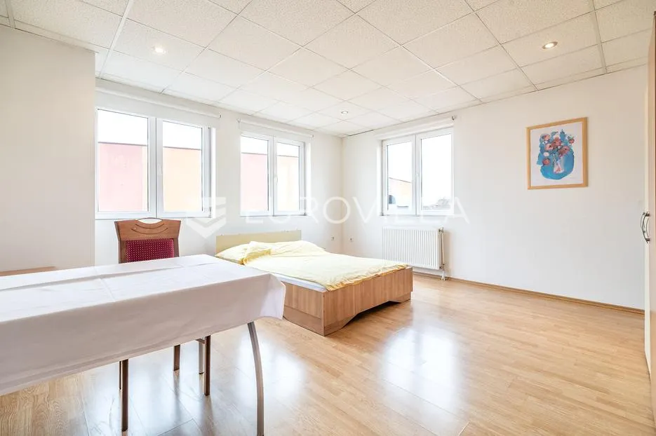 rugvica, poslovni kompleks površine 2.970 m² na zemljištu od 24.545 m² - slika 16