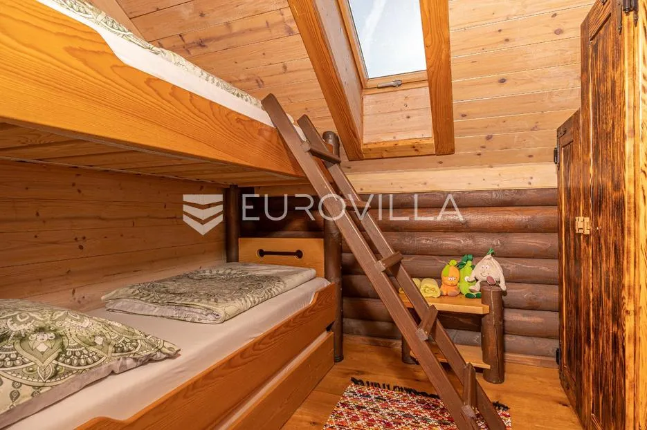 fužine, vrata, luksuzna drvena vila s unutarnjim grijanim bazenom i wellnessom - slika 25