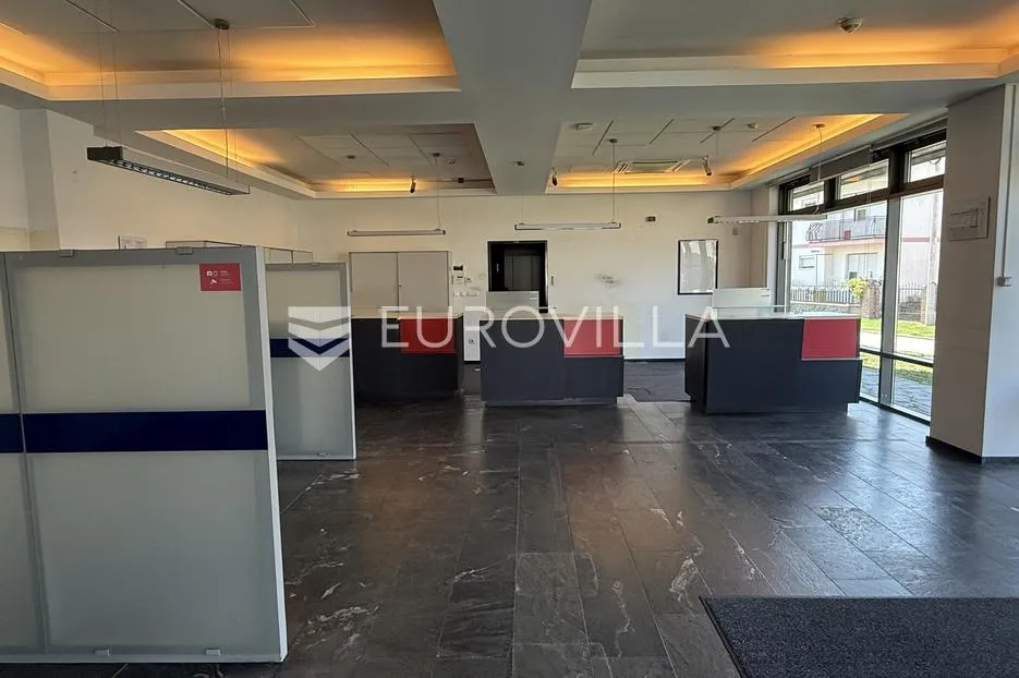 osijek, čepin, iznajmljuje se poslovni prostor od 161 m2 - slika 2