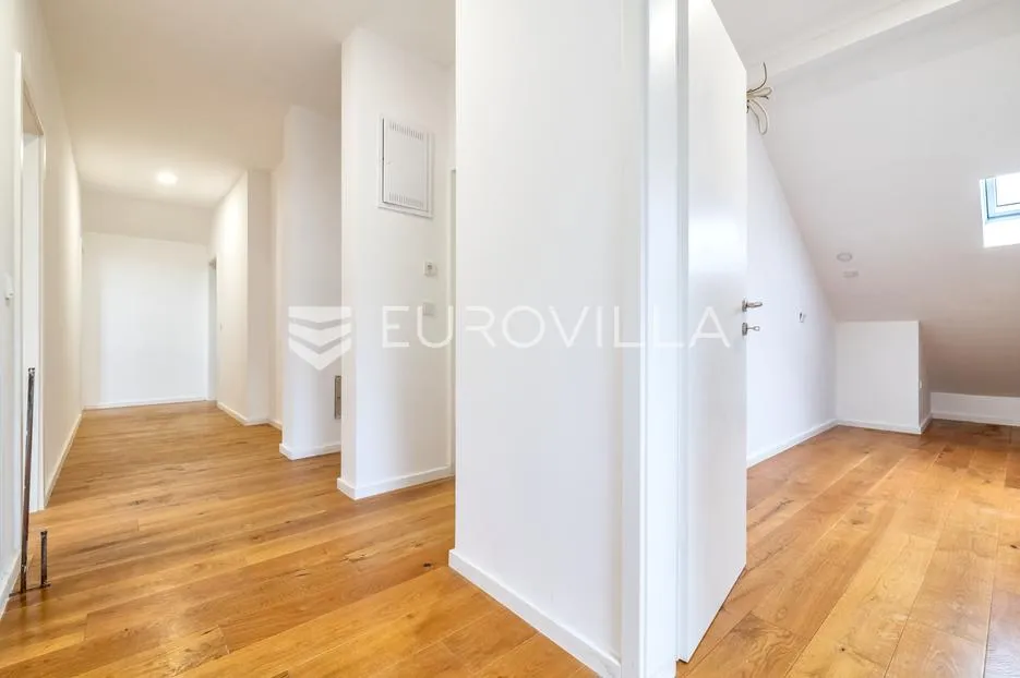zagreb, odra, dvoetažni četverosobni stan 190 m2 - slika 4