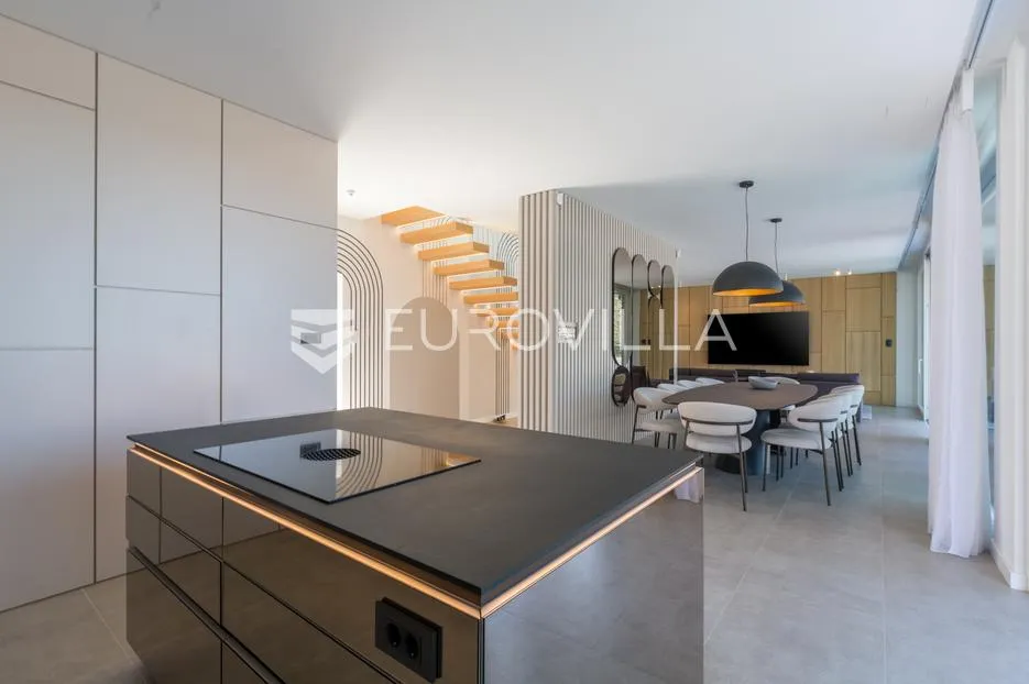 istra, rovinjsko selo, moderna novogradnja 222m2 s bazenom - slika 24