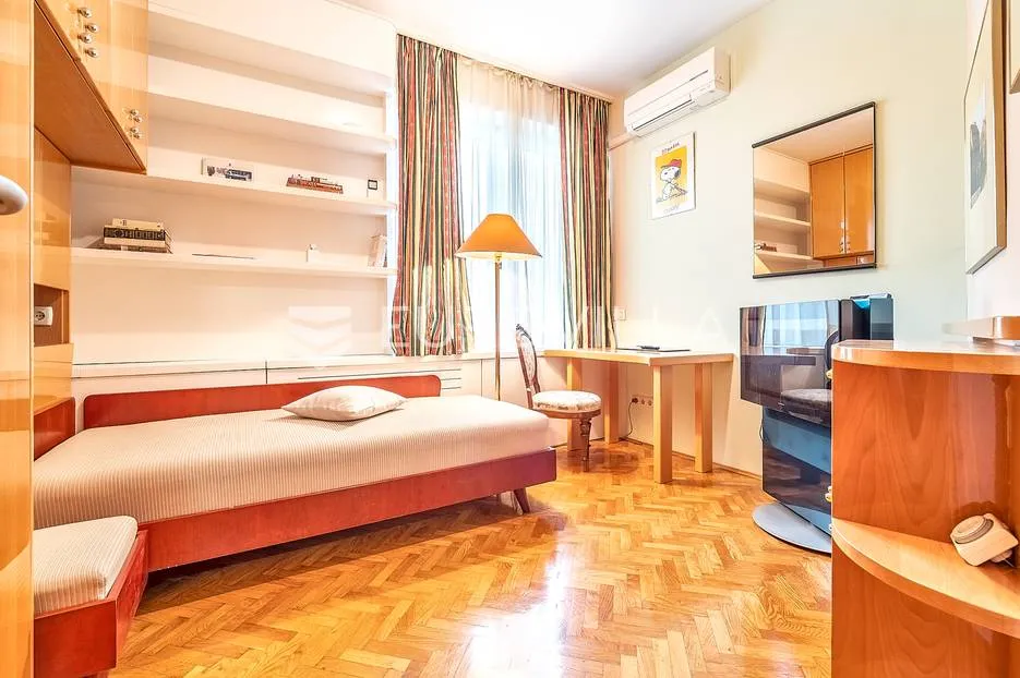 zagreb, centar, trosoban stan 80 m² s loggiom - slika 6