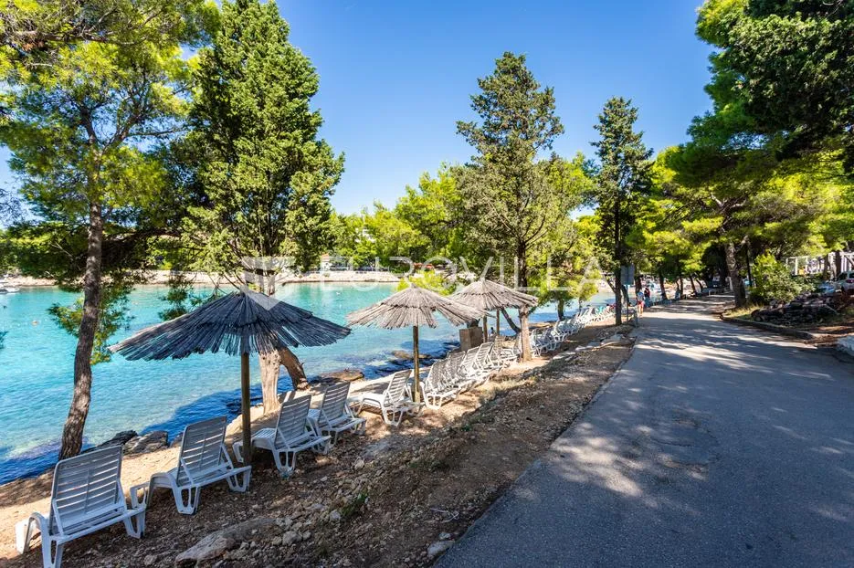 murter, slanica, prekrasan plažni ugostiteljski objekt - slika 8