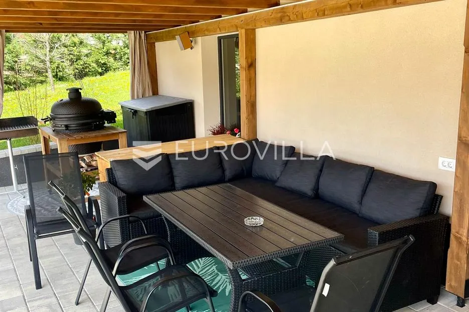 ogulin, zagorje, kuća 350 m², novouređena - slika 5
