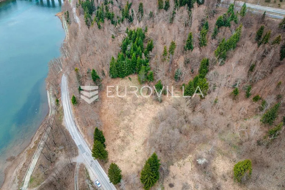 fužine, ekskluzivno zemljište 15.025 m² uz jezero bajer s lokacijskom dozvolom za turističko naselje - slika 10