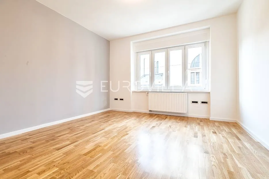 zagreb, donji grad, novouređen uredski poslovni prostor 63 m² - slika 1