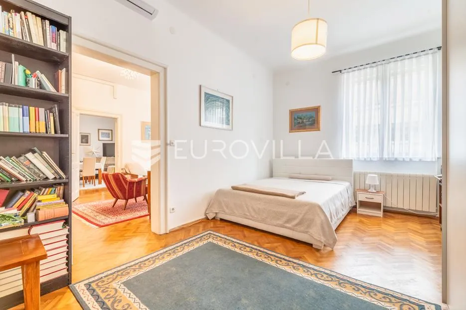 zagreb, strogi centar, prekrasan trosoban stan s balkonom 100m2 - slika 7