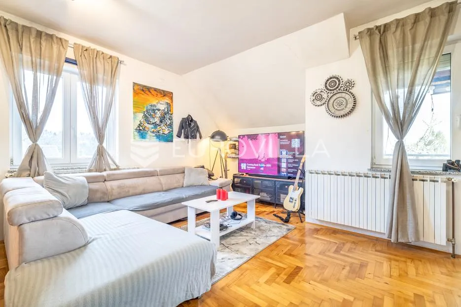 zagreb, gajnice dvoetažan četverosoban stan s garažom, 128 m² - slika 1