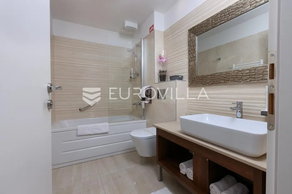 senj, investicijska prilika: potpuno opremljen 4* hotel na top lokaciji - slika 52