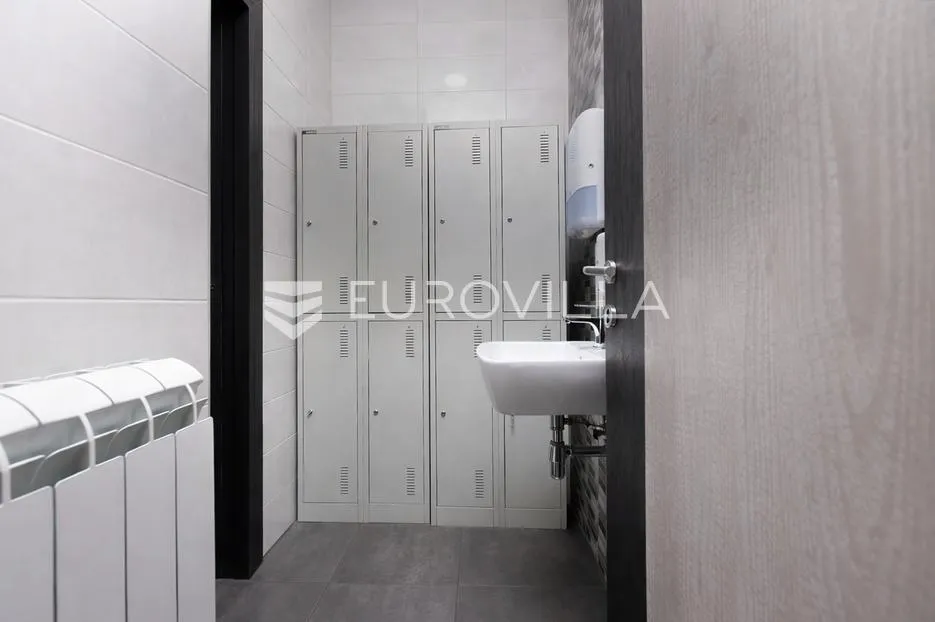 senj, investicijska prilika: potpuno opremljen 4* hotel na top lokaciji - slika 15