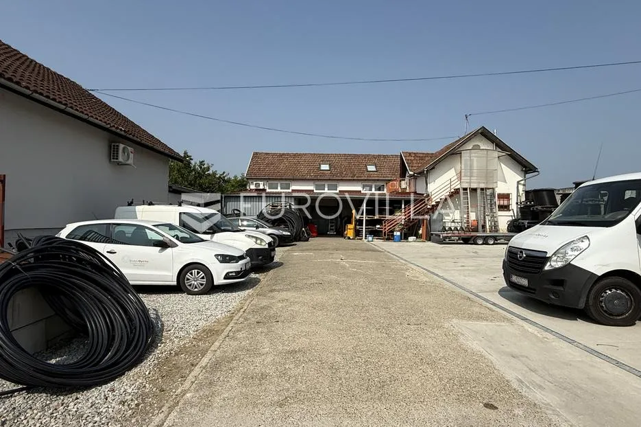 osijek, bilje, prodaje se poslovni prostor od 231 m2 na parceli od 669 m2 - slika 2