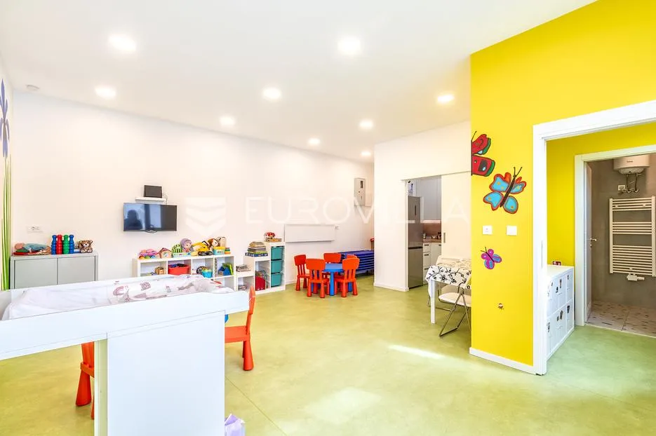 zagreb, prečko, novouređen ulični lokal u prizemlju, 43.77 m² - slika 2