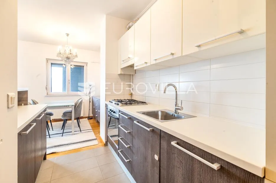 zagreb, zaharova ulica komforan trosoban stan 85 m² i garažno mjesto - slika 4