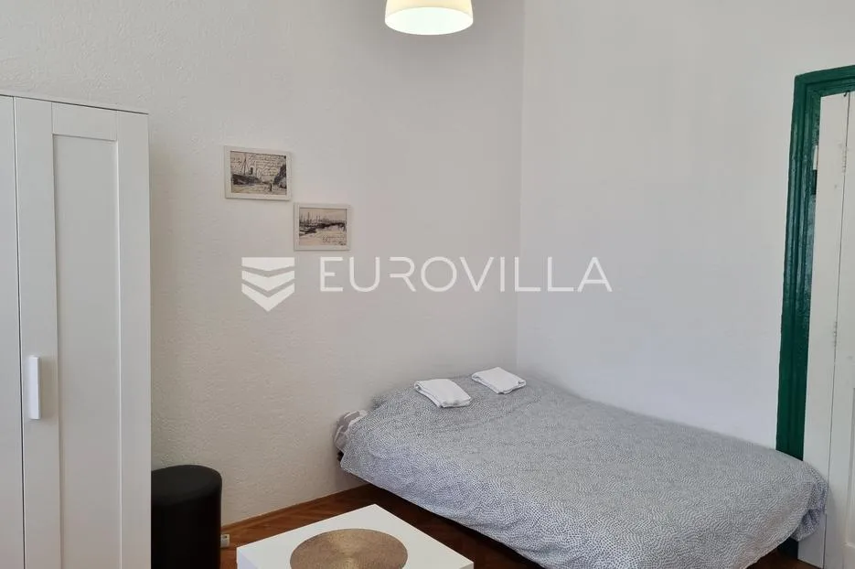 pula, zgrada sa 4 stana po 40 m2 u centru grada - pogodna za najam - slika 13