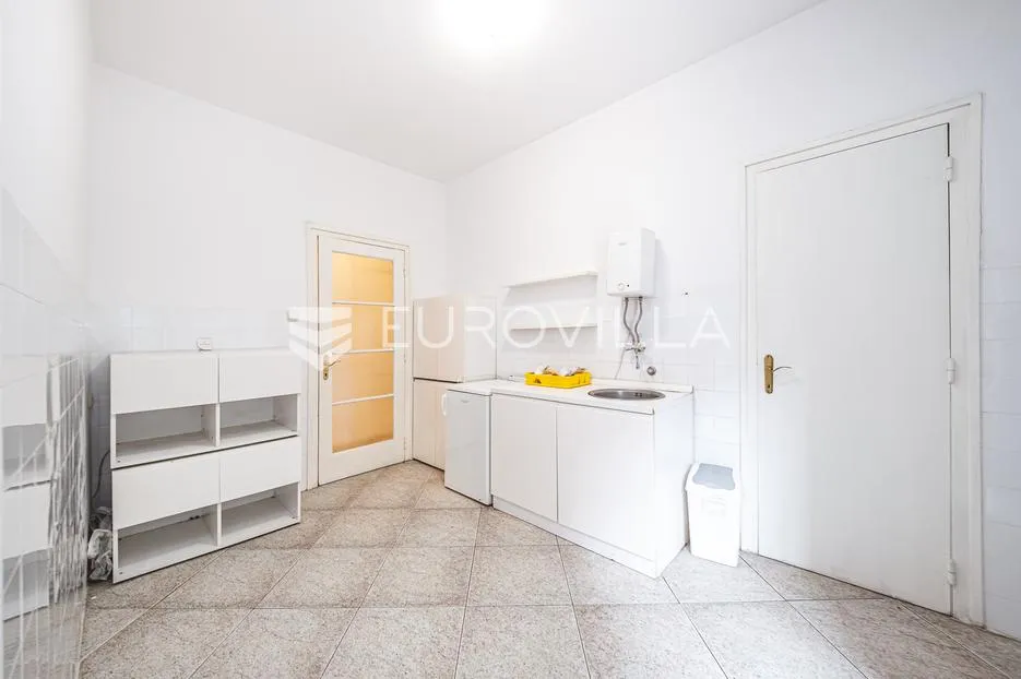 zagreb, centar, prostran troiposoban stan/ ured 103 m² na prestižnoj lokaciji - slika 10