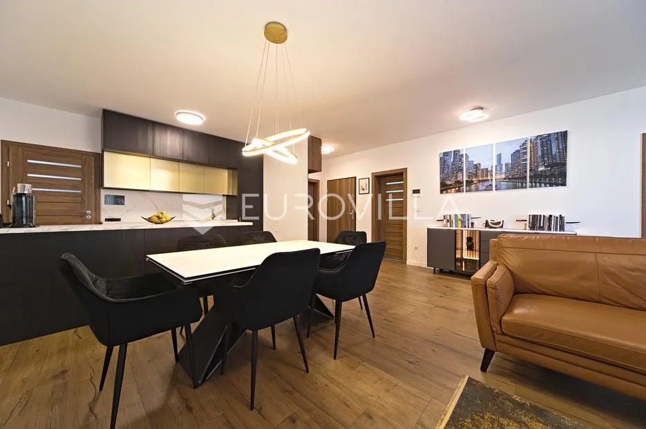 osijek, gornji grad/centar, moderan peterosoban stan 150 m² u novogradnji - slika 3