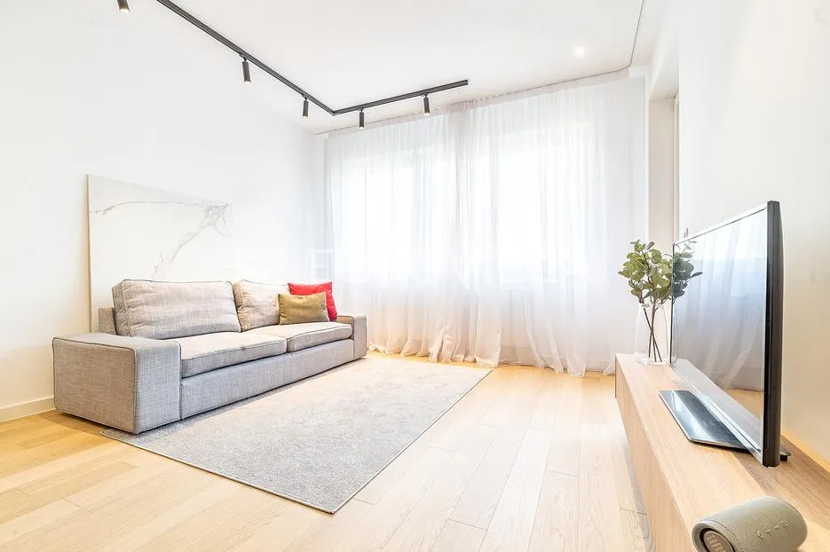 zagreb, vmd heinzelova, moderan i novi dvosoban stan 60 m² - slika 5