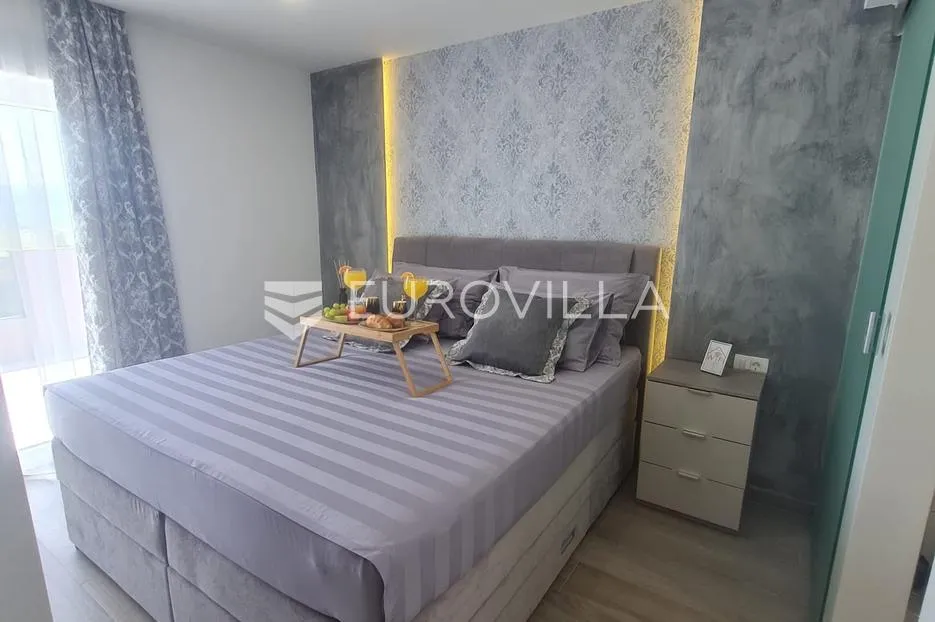 imotski, vinjani donji, prekrasna vila s bazenom - slika 18