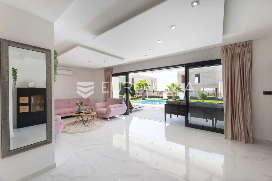 primošten, prekrasna vila s bazenom i pogledom na more, 311,56 m² - slika 9