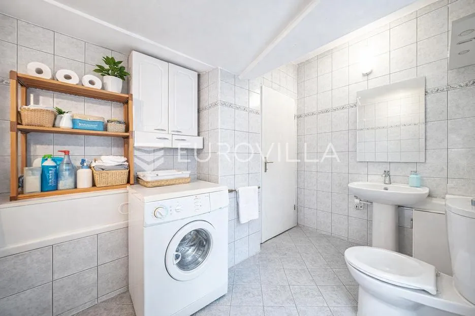 samobor, funkcionalan trosoban stan 95 m² sa vanjskim parkirnim mjestom - slika 8