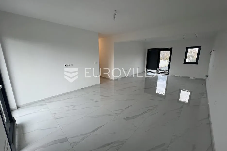Istra, Medulin useljiv stan u novogradnji 145m2
