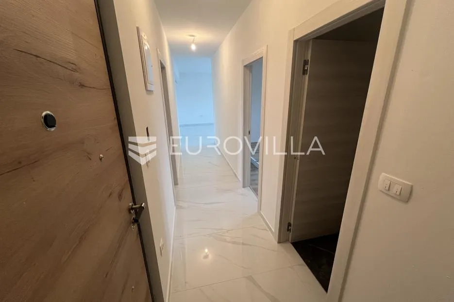 istra, medulin useljiv stan u novogradnji 145m2 - slika 2