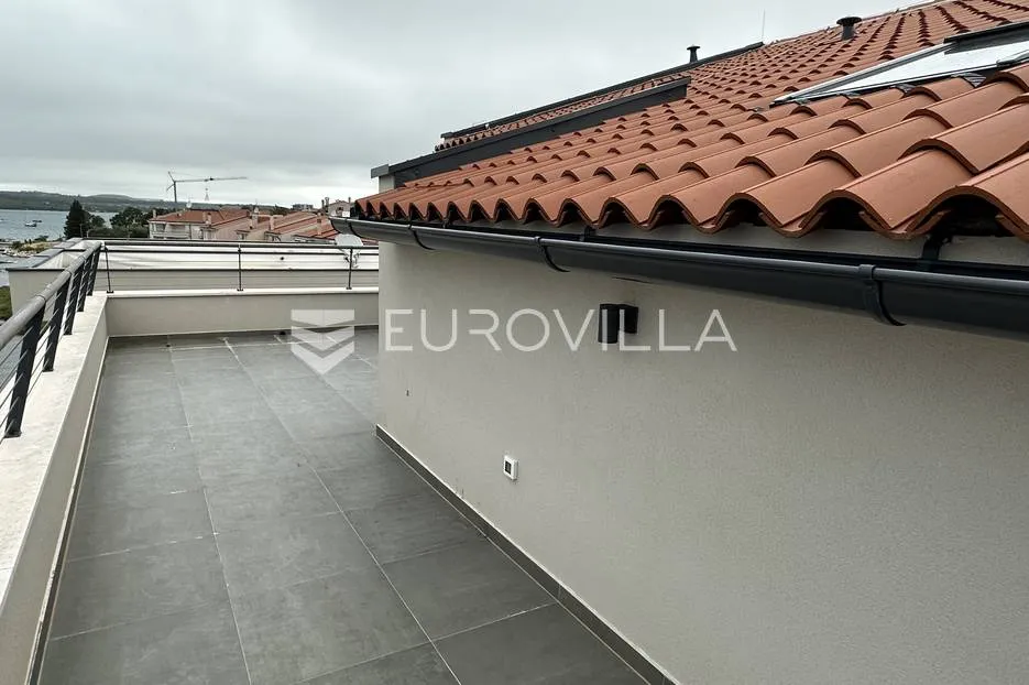 medulin, trosoban stan s pogledom more neto korisne površine od 133 m² - slika 20