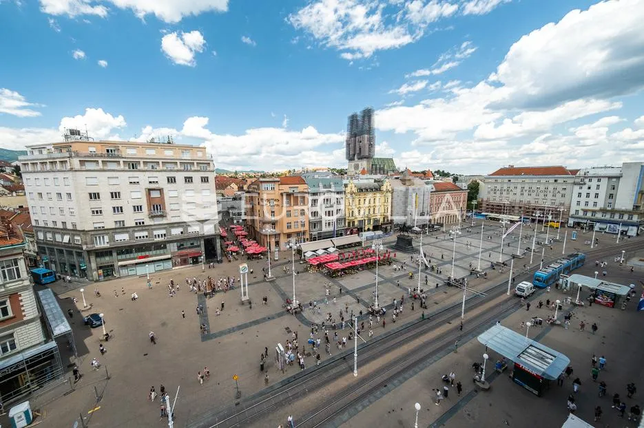 zagreb, trg bana josipa jelačića, vrhunski poslovni prostor 138,80 m² - slika 16