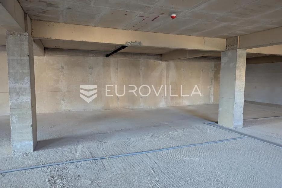 split, mejaši, roh-bau poslovni prostor ukupne površine 169 m2 - slika 5