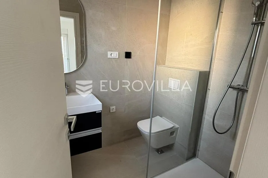 zadar, privlaka, luksuzno opremljen penthouse 165,88 m² s pogledom na more - slika 8