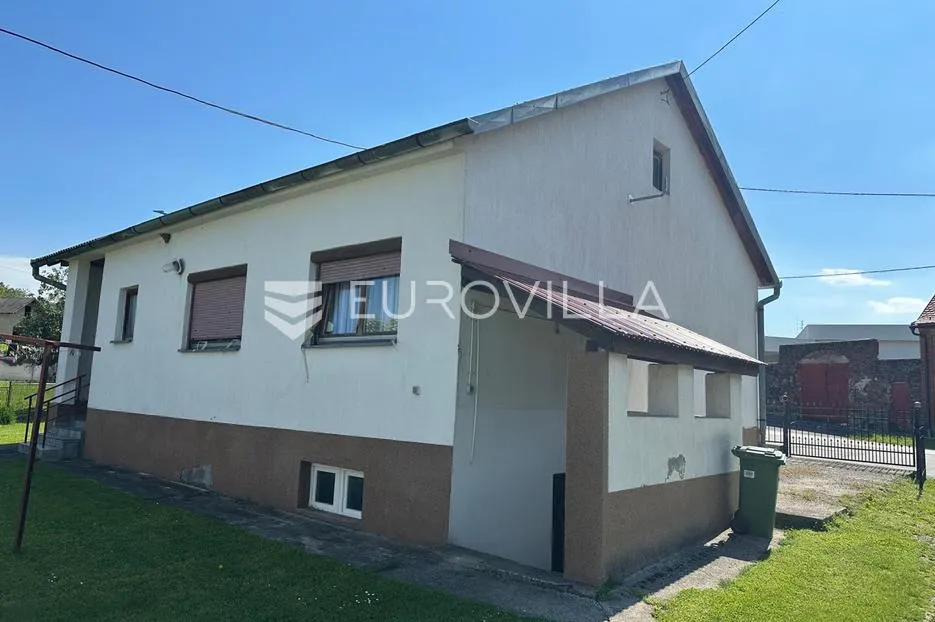 kutjevo, vetovo, dvije kuće u centru - slika 4