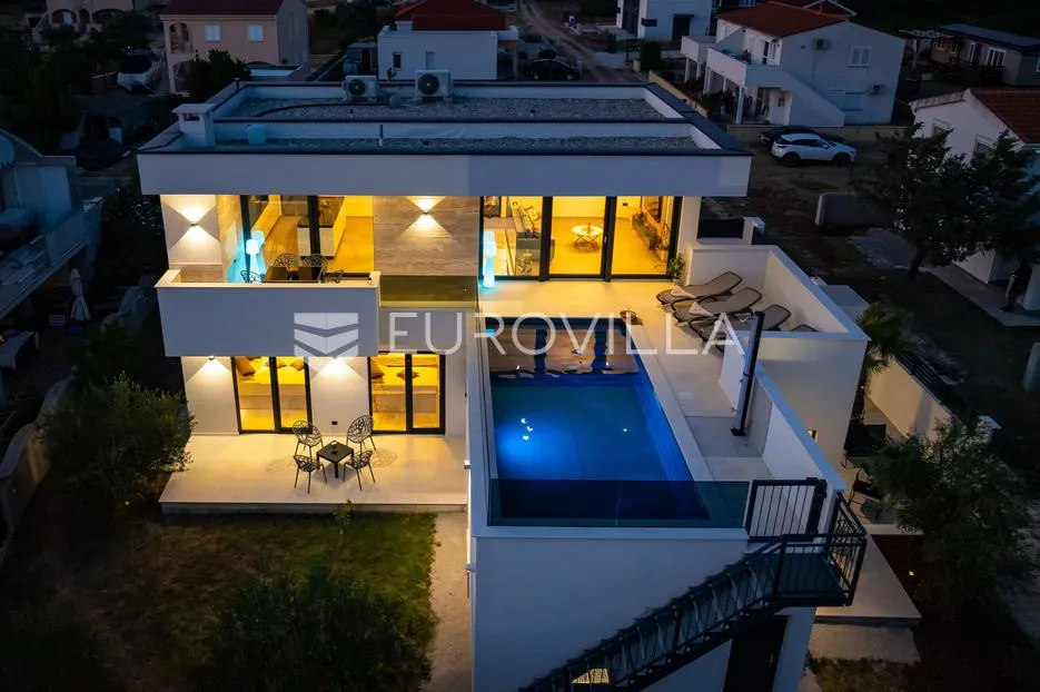 zadar, vrsi, predivna samostojeća novoizgrađena vila/kuća s bazenom - slika 2