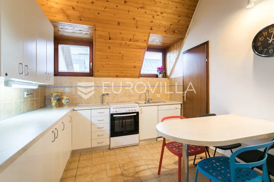 zagreb, horvatovac, funkcionalan četverosoban stan 120 m2 - slika 5