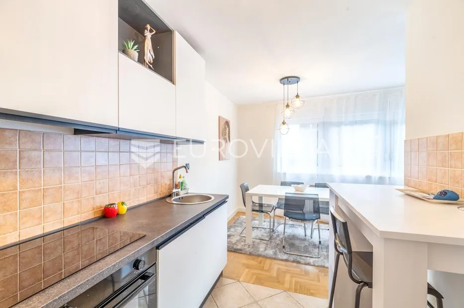 zagreb, trešnjevka prekrasan trosoban stan 65 m² sa parkirnim mjestom - slika 5