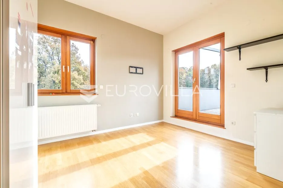 zagreb, maksimir, požarinje, odličan četverosoban penthouse s jacuzzy, saunom i garažom - slika 5