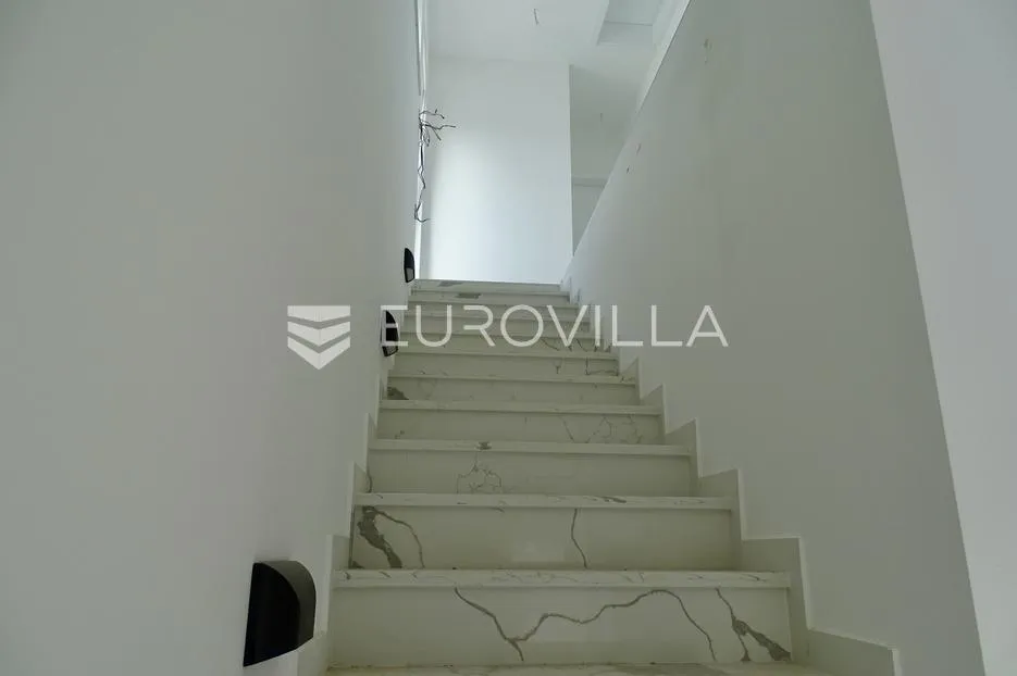 malinska, miholjice, obiteljska villa 161.78 m², s bazenom i pogledom na more - slika 6