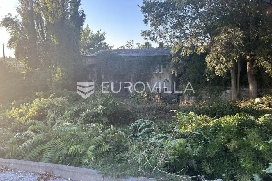 zagreb, remetinec, građevinsko zemljište 903 m² s legaliziranim objektom - slika 5
