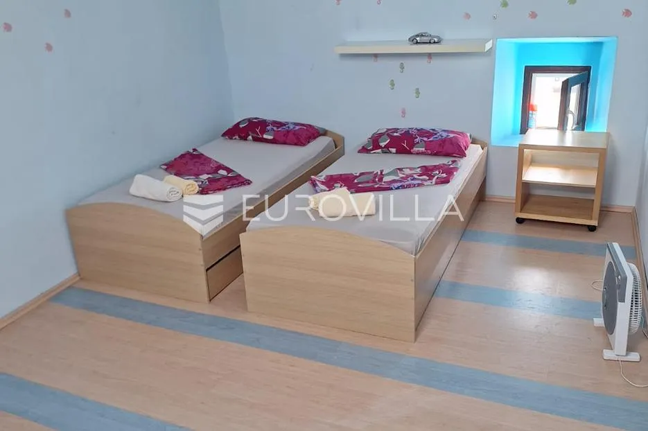 ližnjan, istra: kuća u nizu, južna sunčana orijentacija, investicija ili idiličan dom s vrtom - slika 12