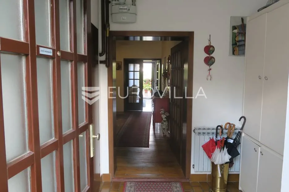 zagreb, zelenjak, obiteljska kuća 500m2 - slika 52