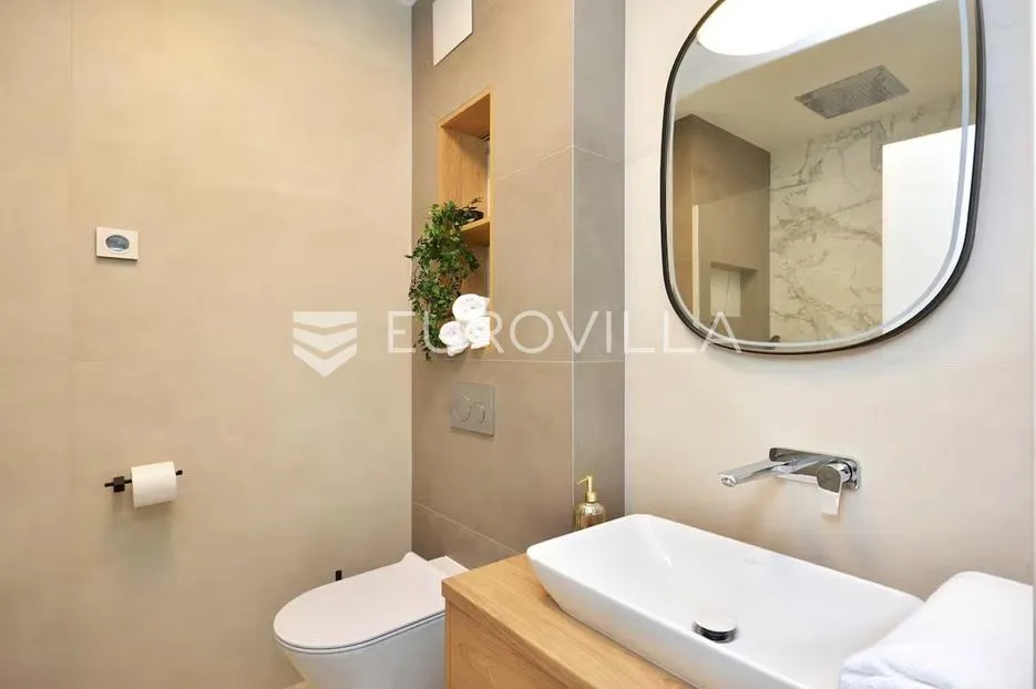 klis iznad split vila s bazenom, garažom, pomoćnom kućom s pogledom na more - slika 8