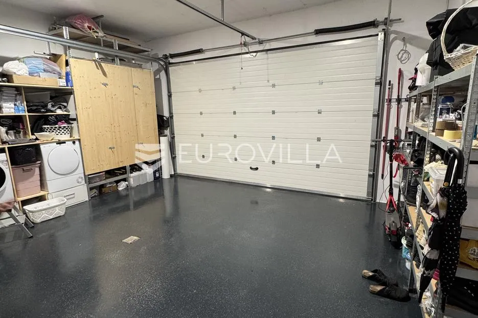 nova gradiška, prostrana i moderna kuća 200 m² - slika 15