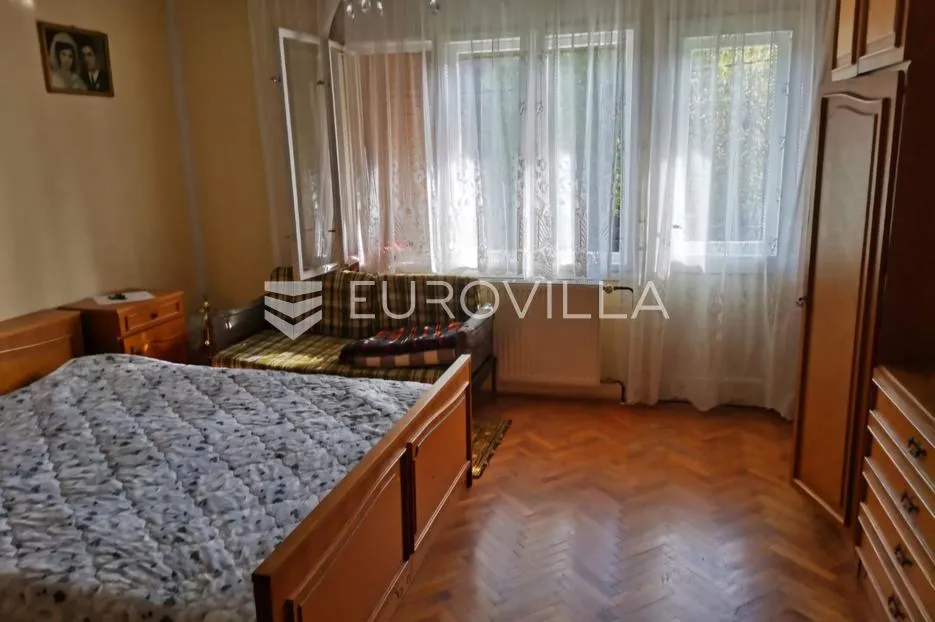 netretić, jarče polje, kuća 240 m² - slika 2